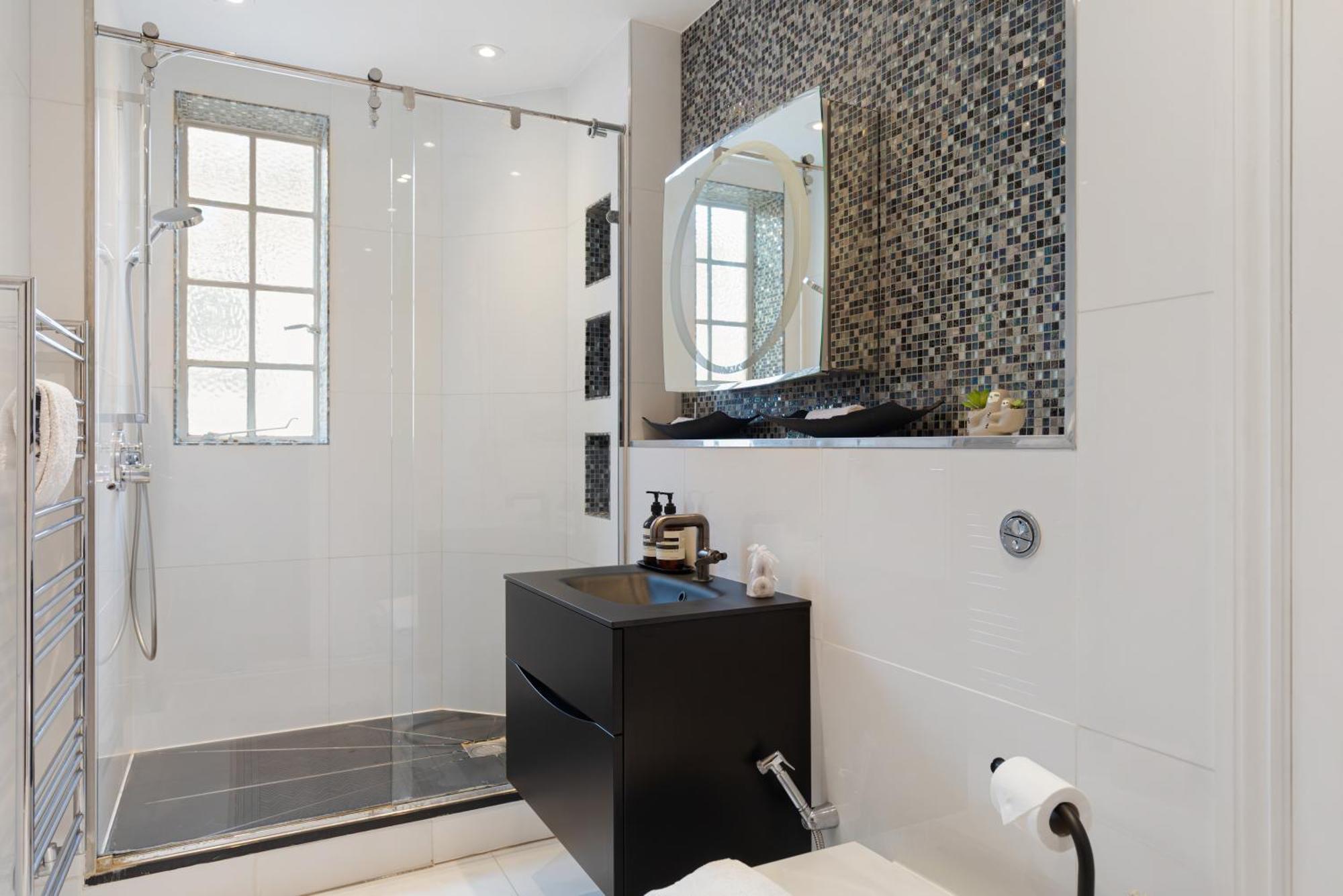 Malvern Court Apartment London